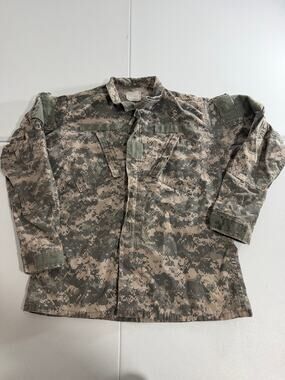 US Army ACU Combat Coat Jacket Digital Camo Size Medium Long Military Surplus